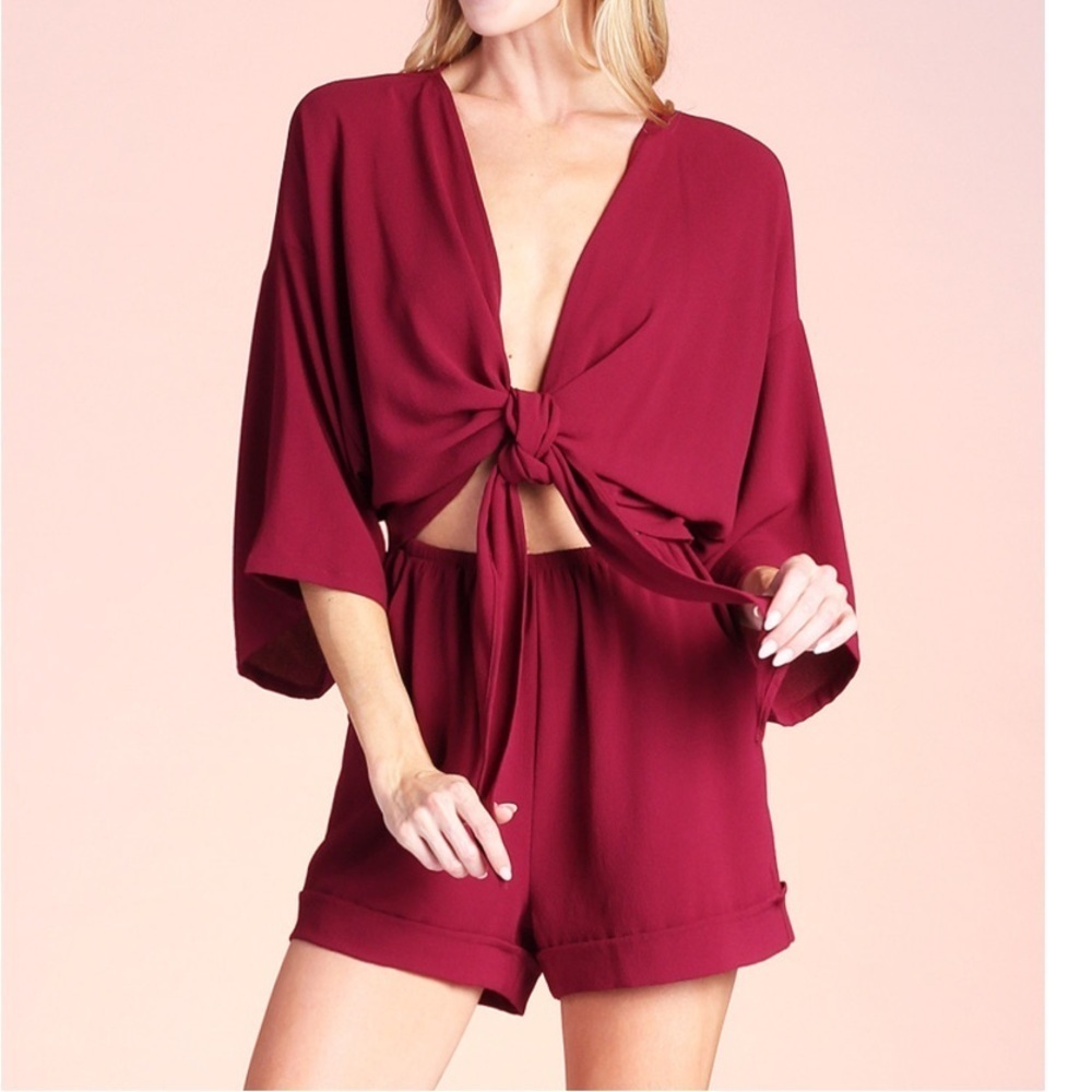 Tyche burgundy women's  size large Textured Solid Tie Front Kimono Romper